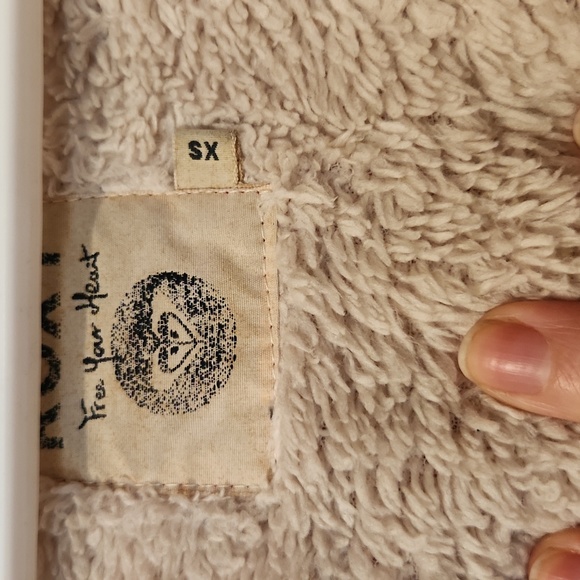 Roxy zip up hoodie - Picture 6 of 6